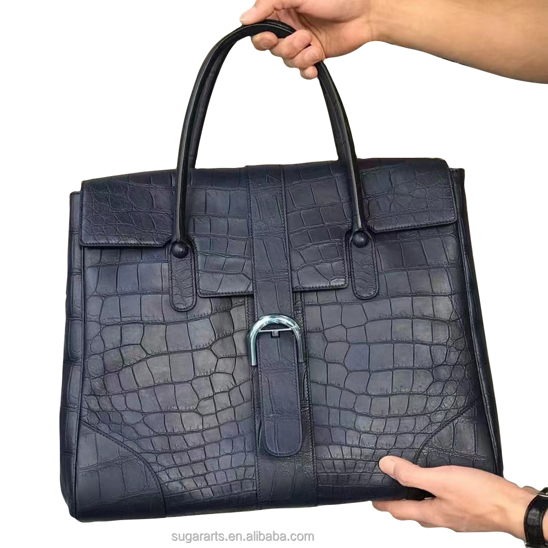 The new fashion travel bag high-capacity neutral gender bags Navy blue mixed crocodile embossed bag